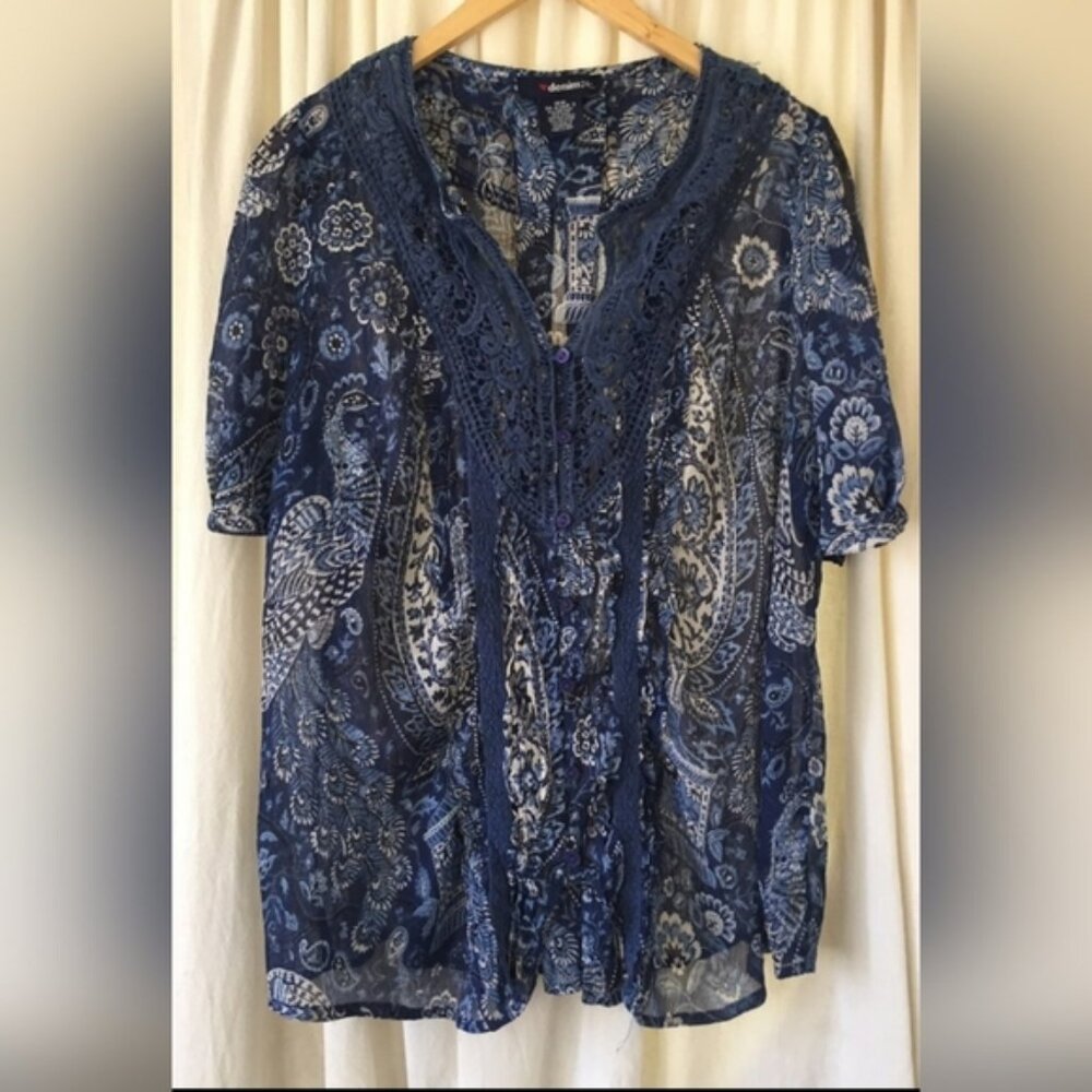 Denim 24/7 Women's 18W Blue Paisley Bird Print Blouse Short Sleeve Button Down